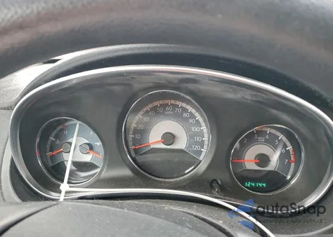 2012 Chrysler 200 Lx z USA, uszkodzony, nr VIN 1C3CCBAG7CN171948